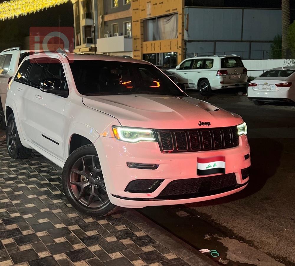 جيب جراند شيروكي